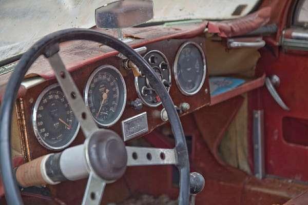 1957 Aston Martin Db2 4 Barnfind Interior