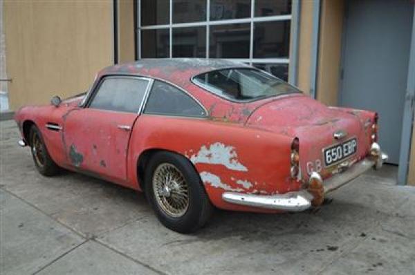 1962 Aston Martin Db4 Rear Corner