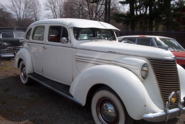 1939 Hupmobile Senior Six Front Cleaned