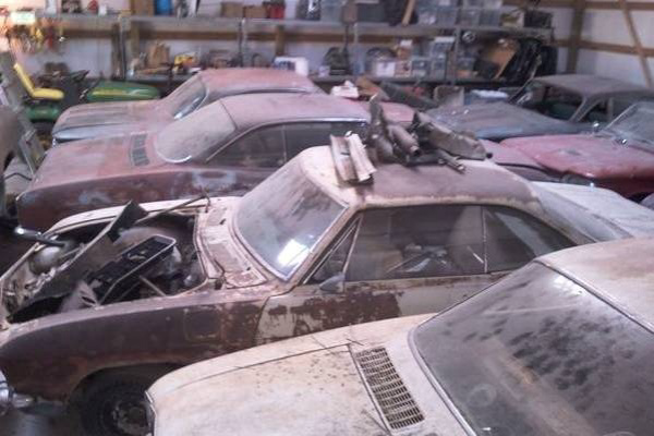 corvair-barn-find-4