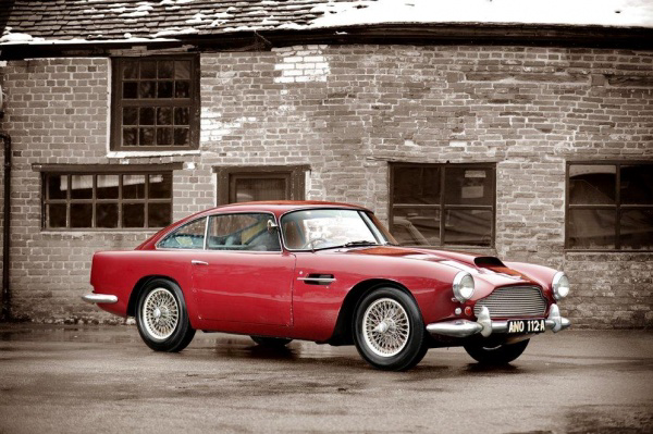 good-advice-1959-aston-martin-db4-cleaned-up