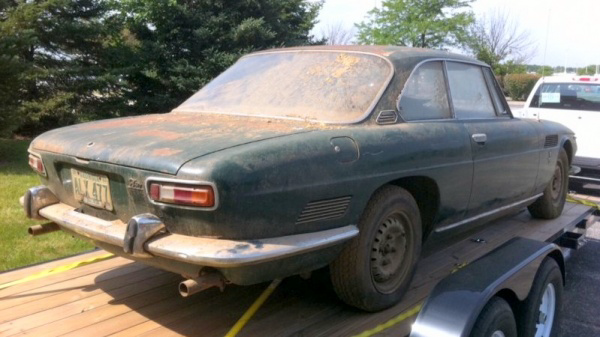 1967-iso-rivolta-gt-ir300-rear-corner