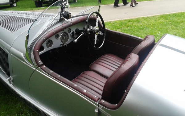 Adler-Junior-restored-interior