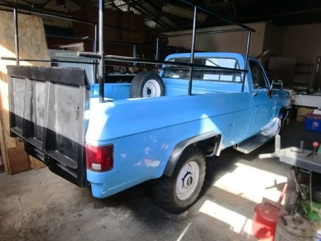 100116-barn-finds-1973-chevrolet-c30-pickup-2