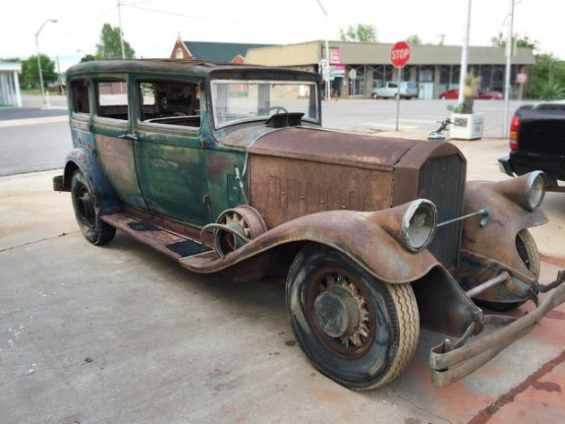 052216 Barn Finds - 1931 pierce arrow 43 sedan - 3