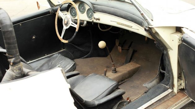 1957 Porsche Speedster Interior