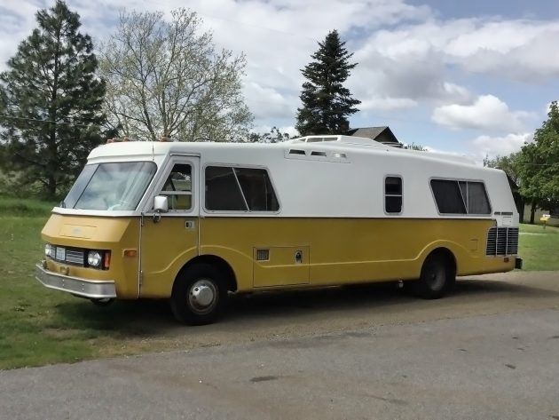 042716 Barn Finds - 1974 FMC Motorhome - 2