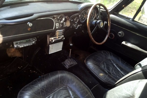 DB6 interior