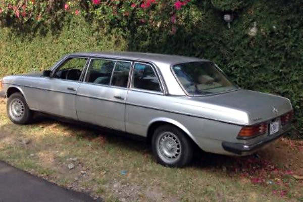 1984 Mercedes-Benz 300D Limo