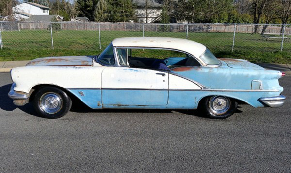 Oldsmobile ROCKET 88