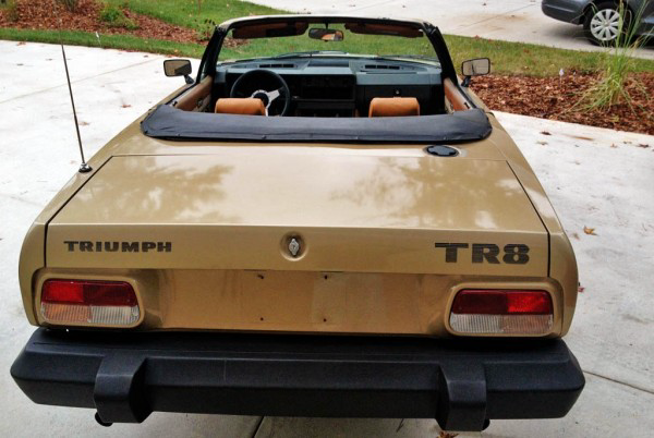 Triumph TR8